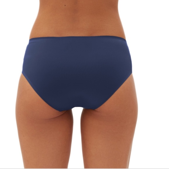 Gap GapBody Women's Everyday Essentials Laser Bonded Hipster Underwear GPW00376 - Picture 2 of 2